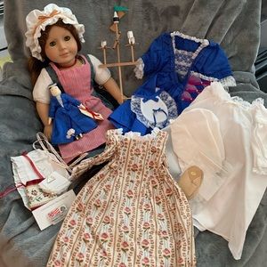 EUC Vintage Felicity Doll w/ Clothes & Accessories